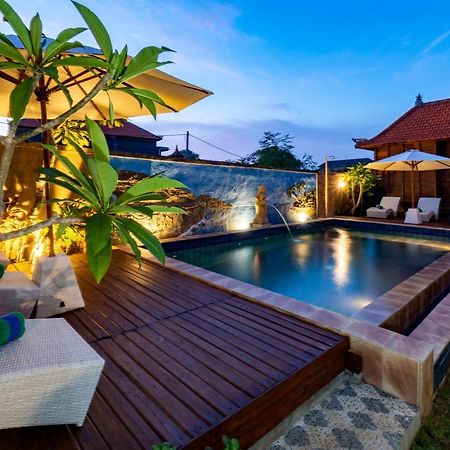 Radiance Sunset Villas Lembongan Exterior photo